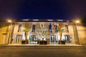 Отель Melqart Hotel  Шакка